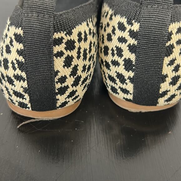 Gianni Bini Washable Women’s Size 7.5 Ballet Flat Shoe Animal Print - Picture 5 of 8